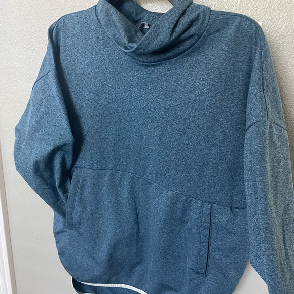 The North Face sweater - Picture 2 of 6